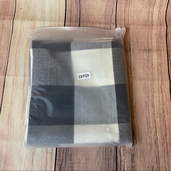 Fixwal 2pcs Black White Buffalo Check Plaid Throw Pillow Covers 45x45cm - Picture 7 of 7